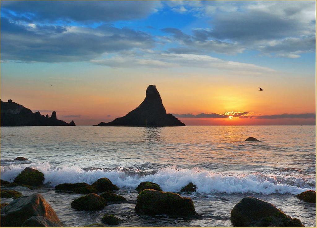 Come In Sicily La Pietra Monaca Daire Acireale Dış mekan fotoğraf