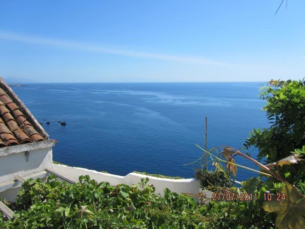 Come In Sicily La Pietra Monaca Daire Acireale Oda fotoğraf